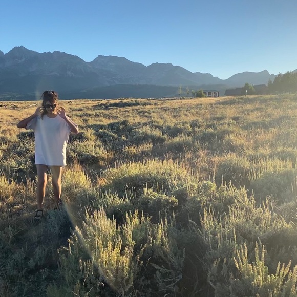 plain tan t-shirt dress M - Picture 4 of 8